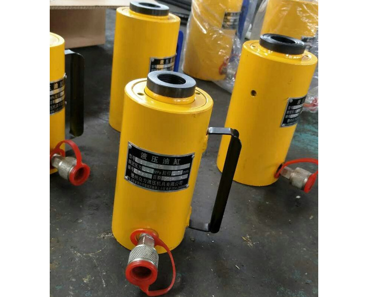 空心千斤頂的使用方法及注意事項