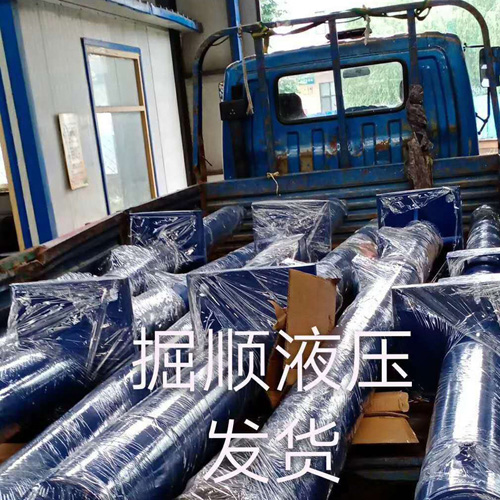 山東小型頂管機運往山西大同 助力脫貧攻堅戰